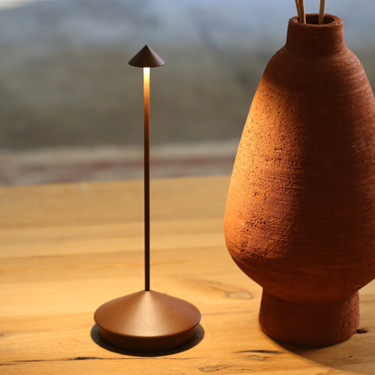 Pina Lamp